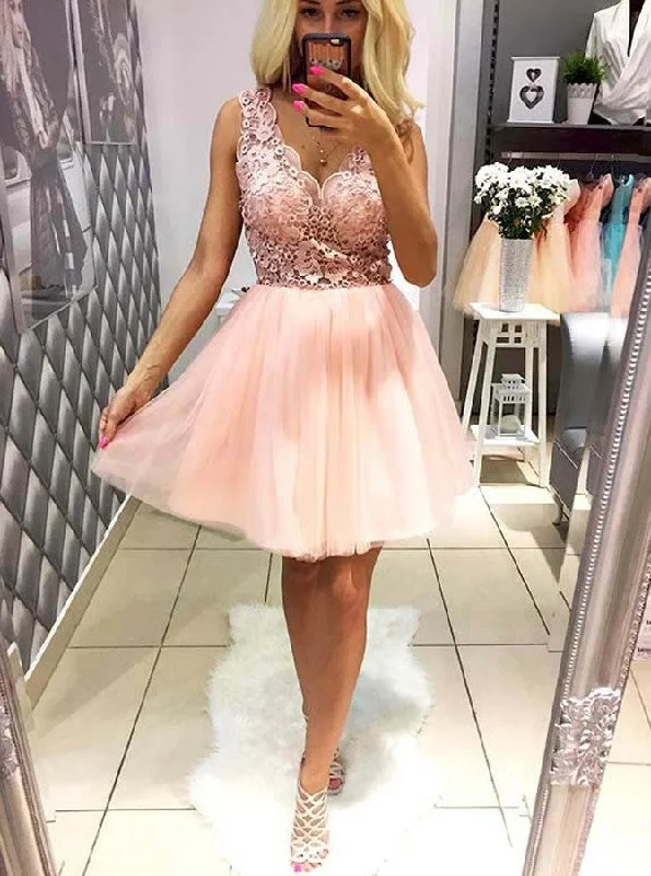 Pink Tulle A-Line V-Neck Lace Short Prom Dress Stylish Tulle Gown