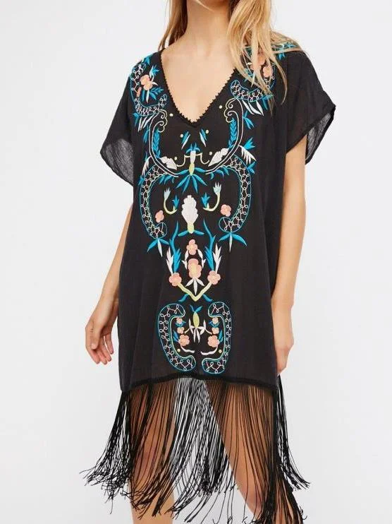 Bohemian style embroidered seaside resort DEEP V-neck sexy dress Ruffled unclassified dresses