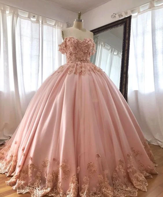 Pink Embroidered Lace Ball Gown Quinceanera Dresses Off Shoulder Lace Dress Bohemian